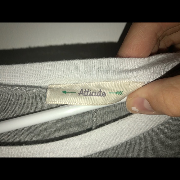 Gray Top - Picture 2 of 2